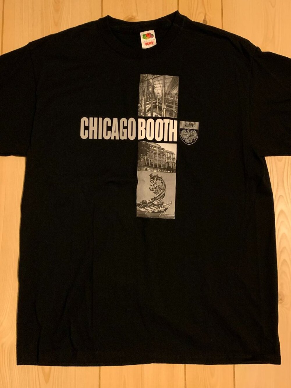 Vintage Y2K University of Chicago Booth School of Business Graduate T-Shirt XL